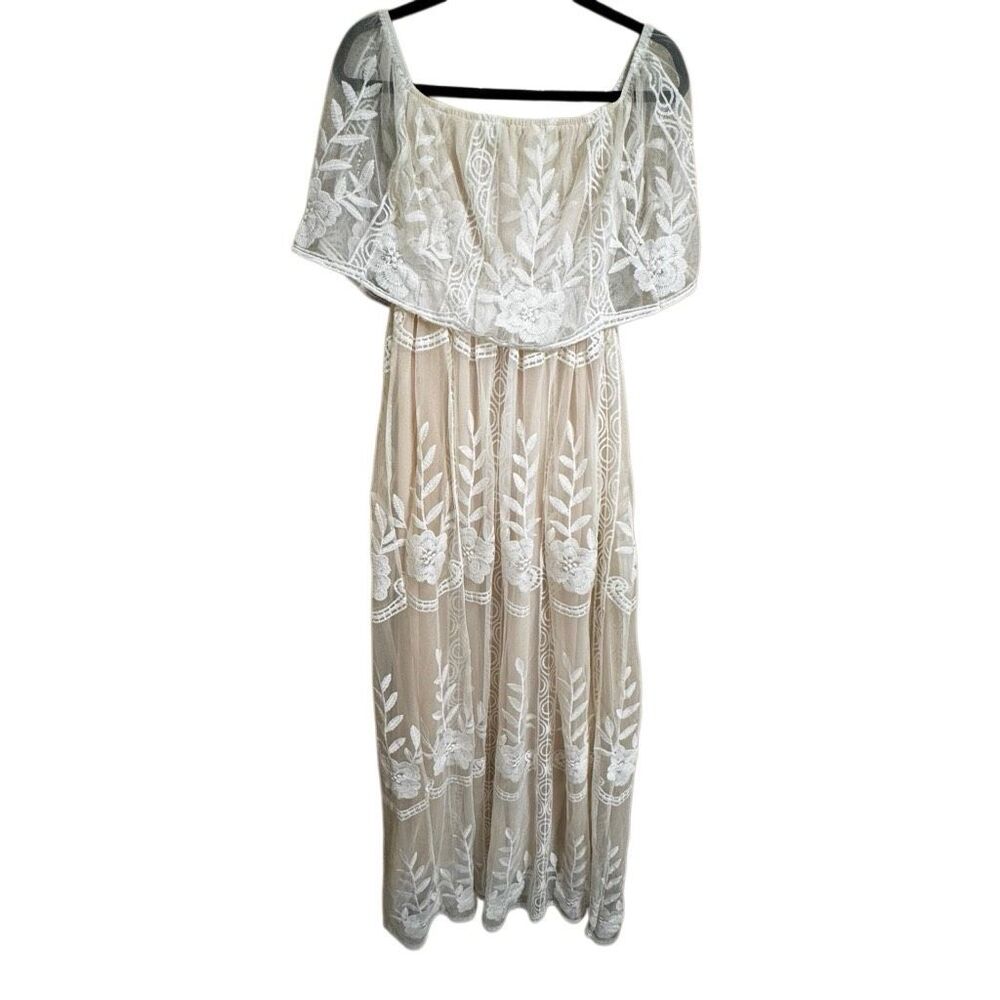 SOLD Born Leon Off Shoulder White Floral Lace Boho Maxi Dress Medium NWT - Picture 3 of 9